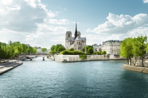 Croisière CroisiEurope - De Paris vers la Petite Seine : un itinéraire de charme entre paysages et patrimoine culturel (formule port/port)